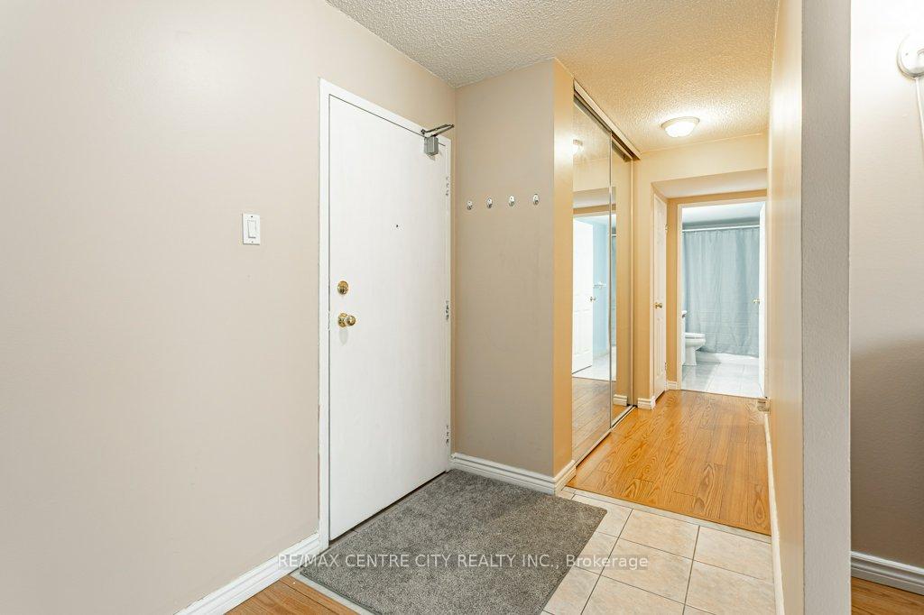 Photo 3 of Unit 110, 1103 Jalna Boulevard, London, South X — HOMEH