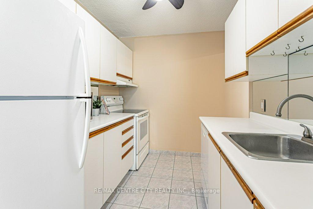 Photo 11 of Unit 110, 1103 Jalna Boulevard, London, South X — HOMEH