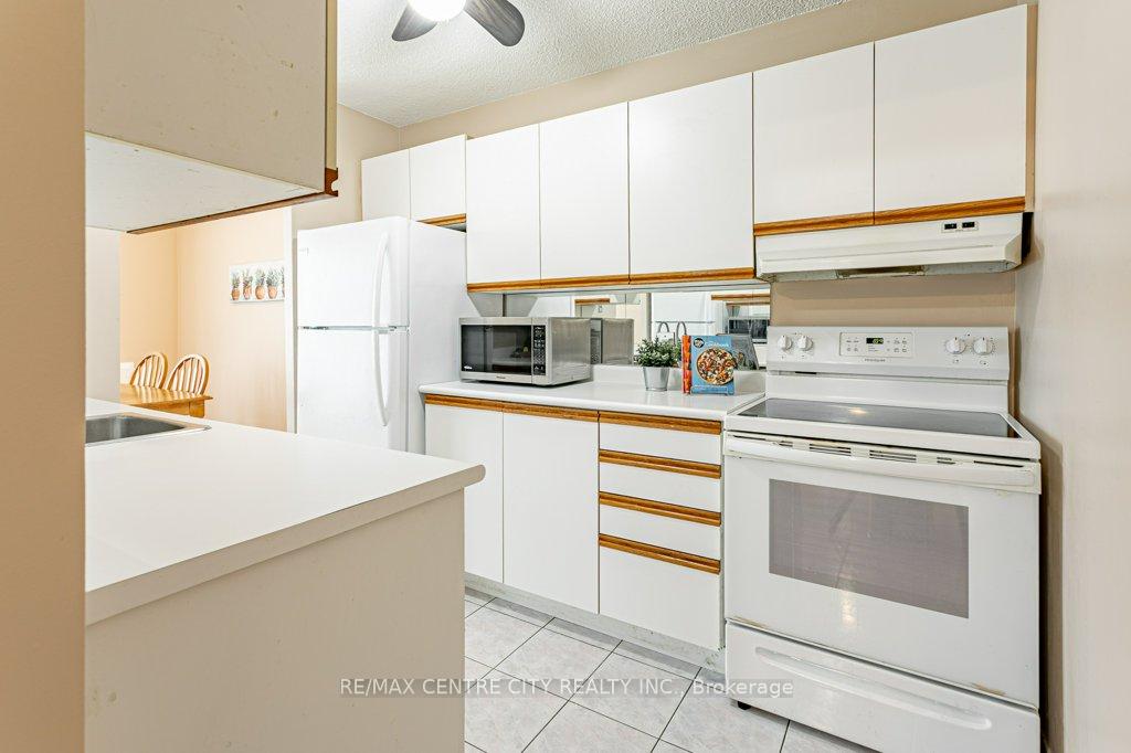 Photo 12 of Unit 110, 1103 Jalna Boulevard, London, South X — HOMEH
