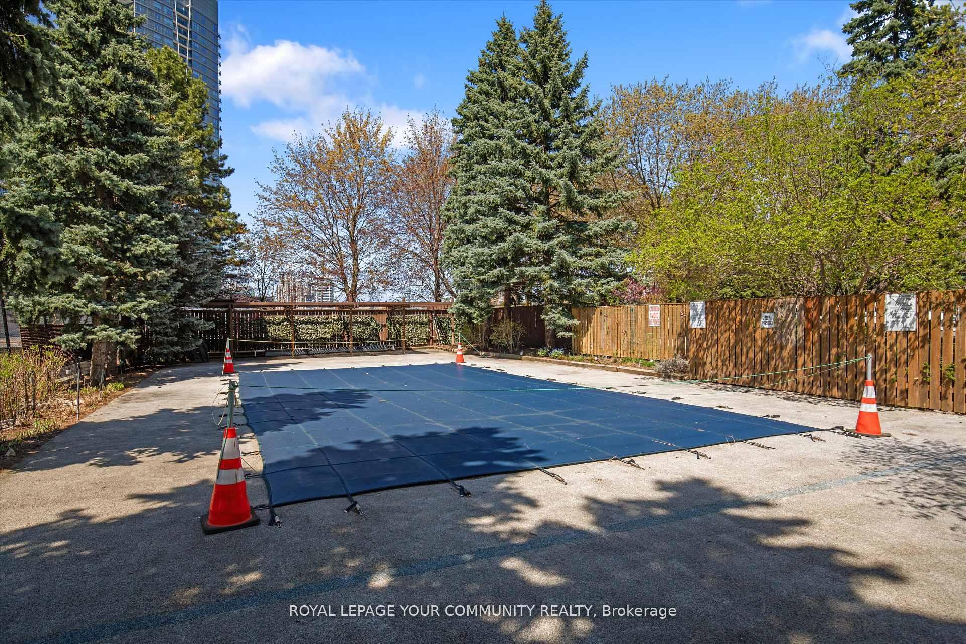 Photo 20 of Unit 503, 7420 Bathurst Street, Vaughan, Brownridge — HOMEH