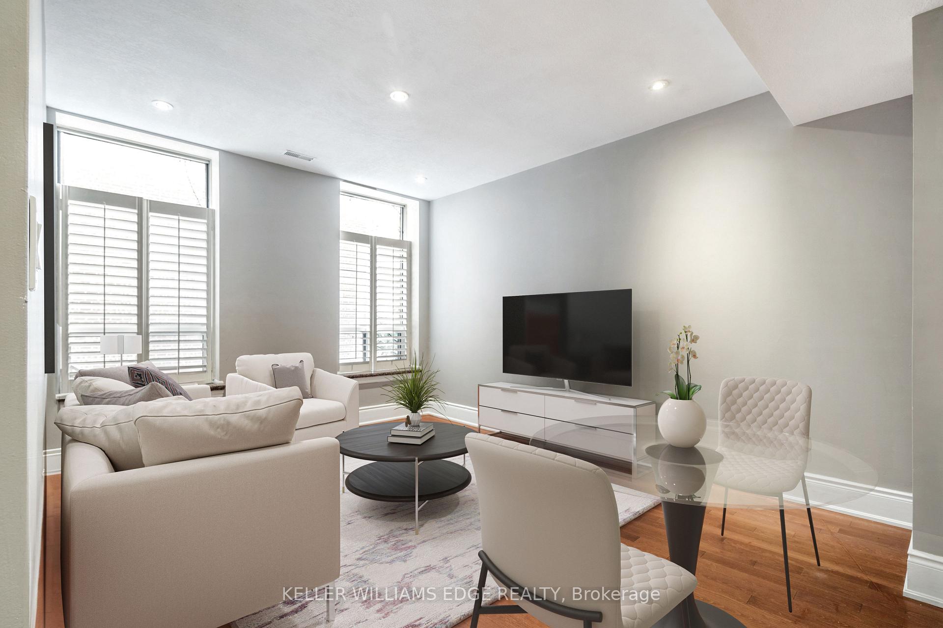 Front of Unit 206, 283 King Street E