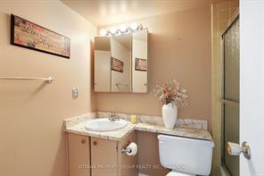Photo 18 of Unit 913, 555 Brittany Drive, Ottawa, Viscount Alexander Park — HOMEH