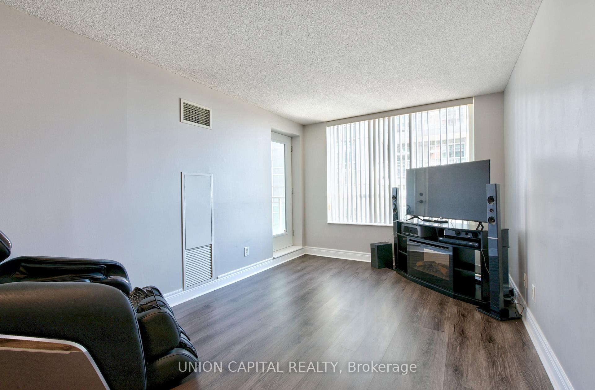 Photo 9 of Unit 717, 62 Suncrest Boulevard, Markham, Commerce Valley — HOMEH