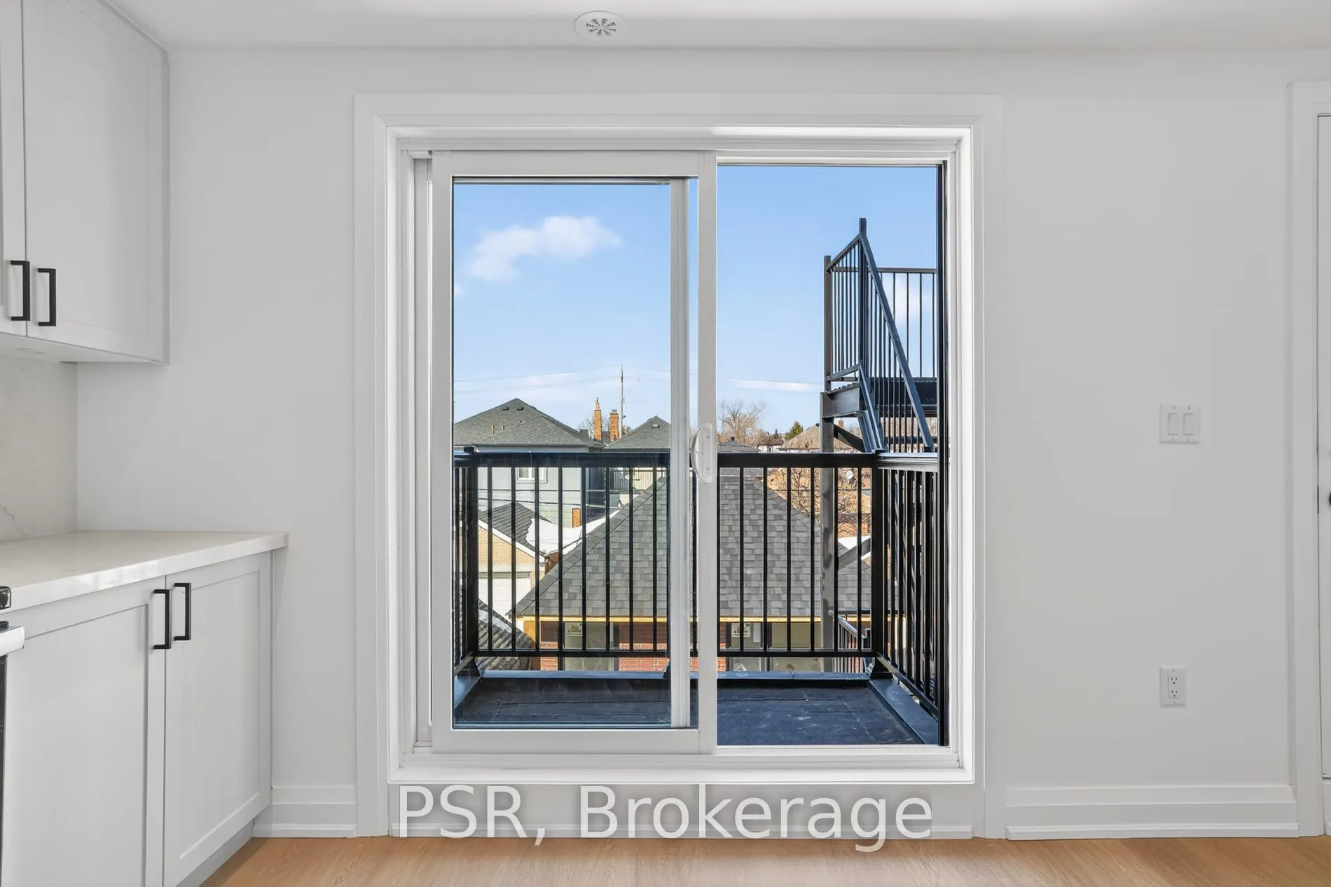 Photo 6 of Unit B, 218 Aileen Avenue, Toronto, Keelesdale-Eglinton West — HOMEH