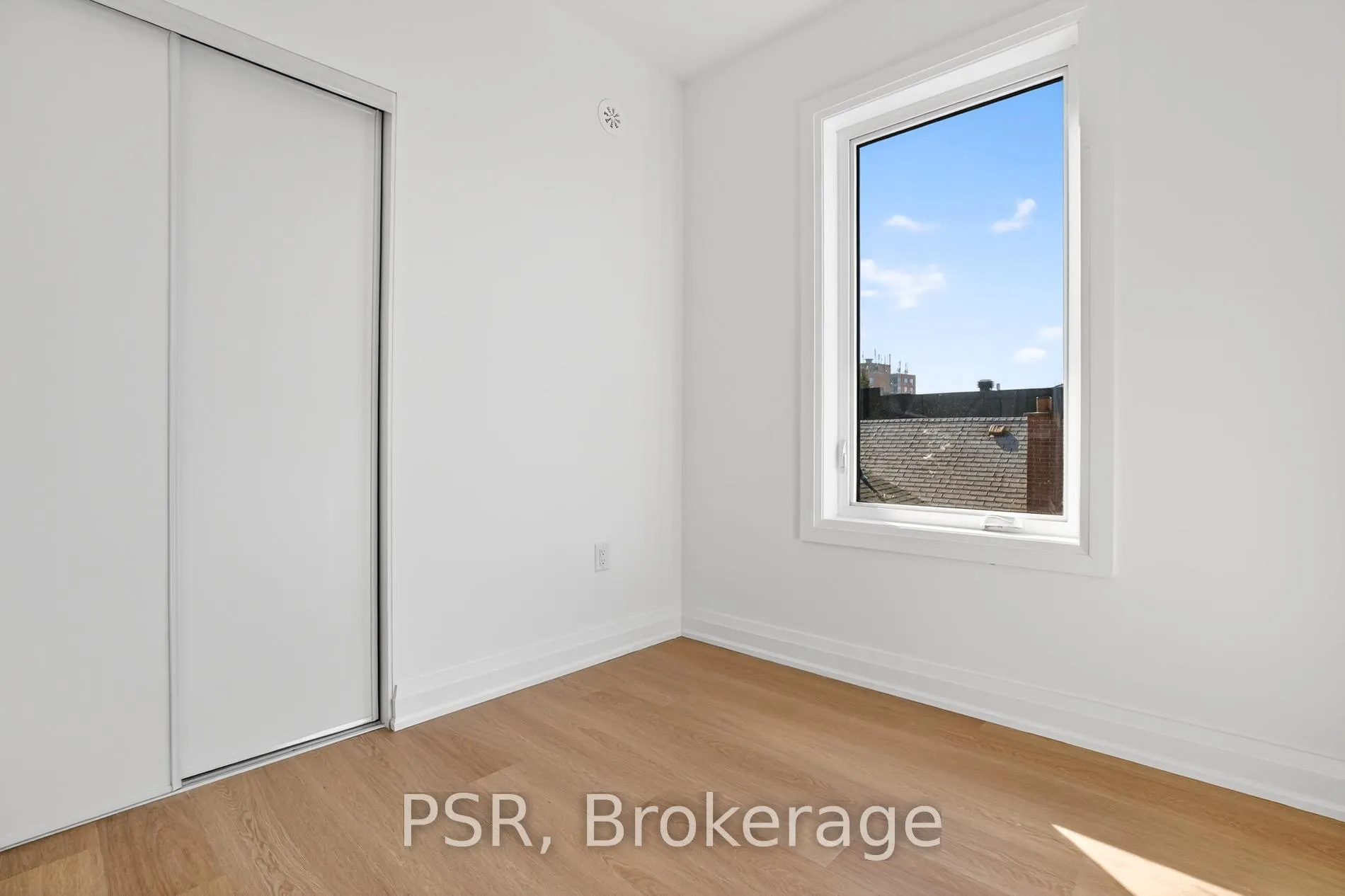 Photo 20 of Unit B, 218 Aileen Avenue, Toronto, Keelesdale-Eglinton West — HOMEH