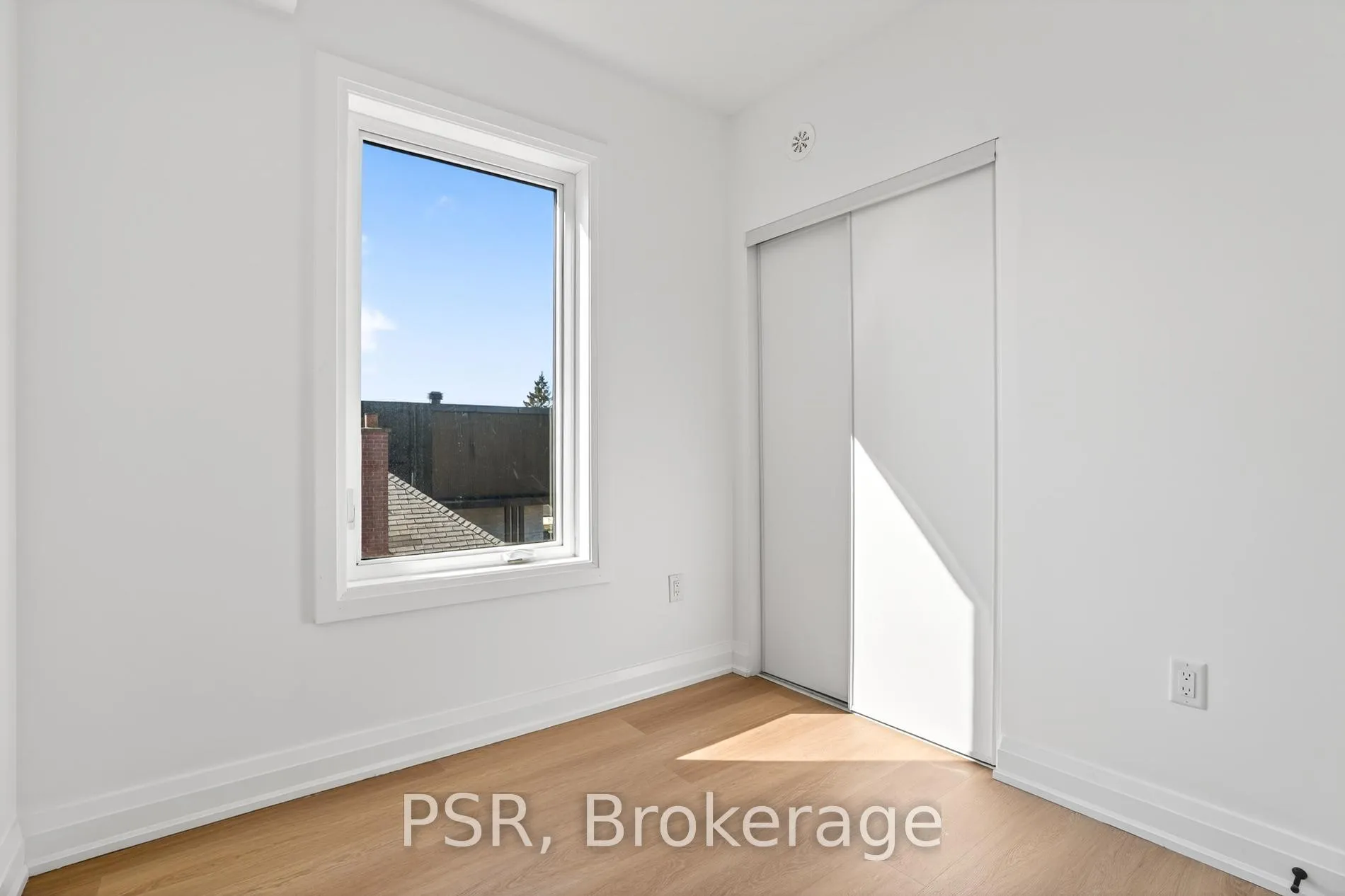 Photo 23 of Unit B, 218 Aileen Avenue, Toronto, Keelesdale-Eglinton West — HOMEH