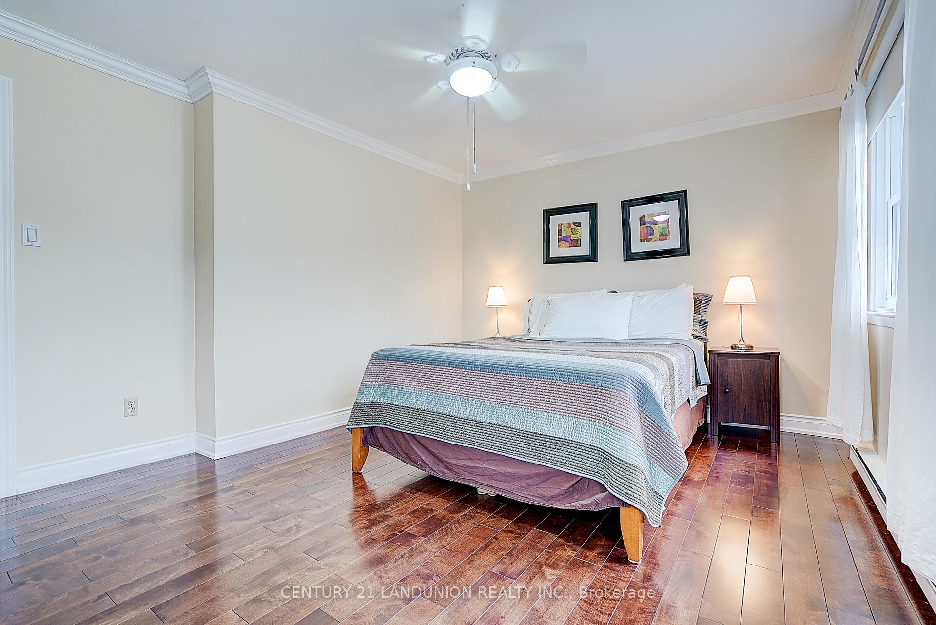 Photo 11 of 20 Niles Way S, Markham, Aileen-Willowbrook — HOMEH