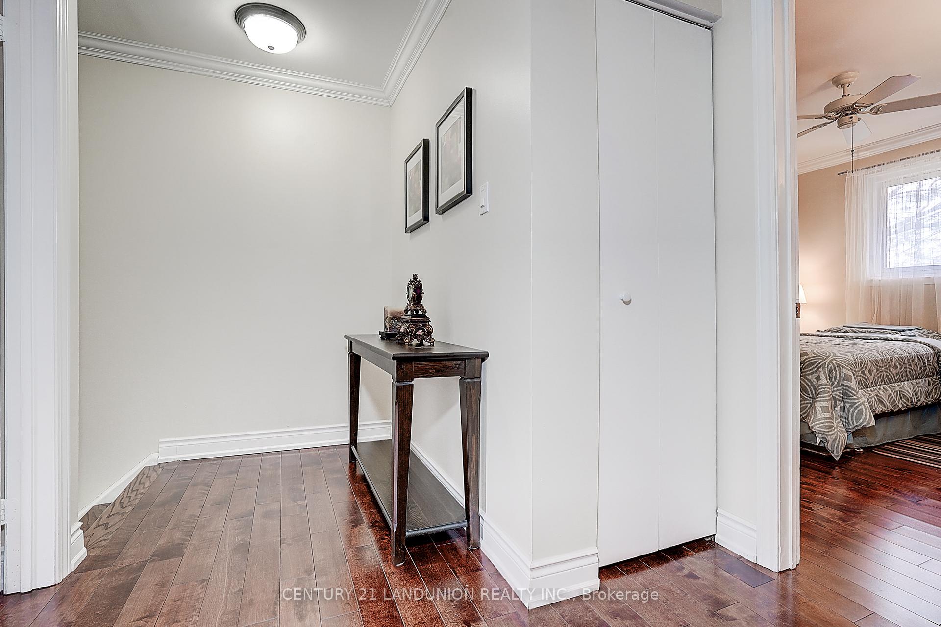 Photo 13 of 20 Niles Way S, Markham, Aileen-Willowbrook — HOMEH