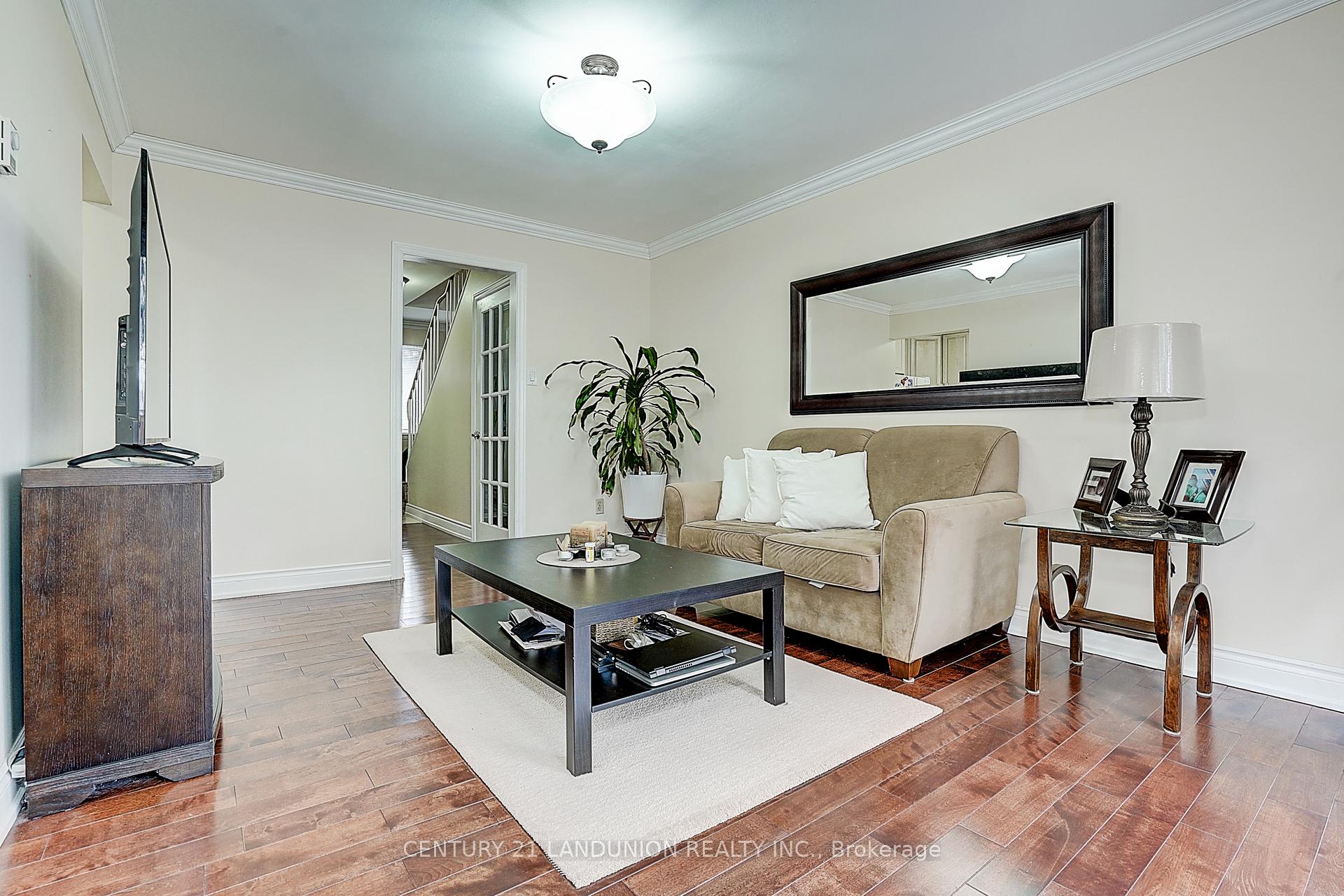 Photo 23 of 20 Niles Way S, Markham, Aileen-Willowbrook — HOMEH