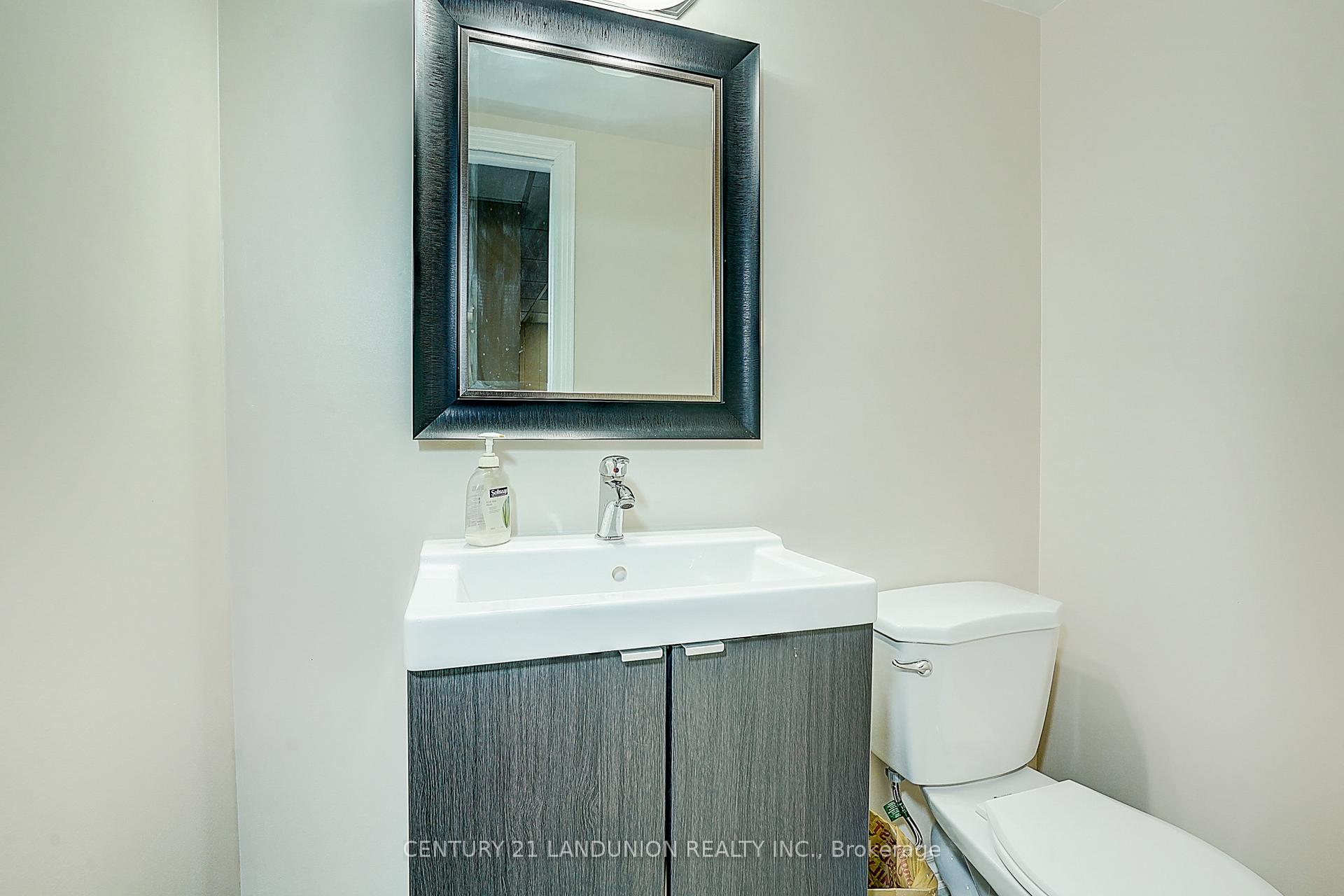 Photo 27 of 20 Niles Way S, Markham, Aileen-Willowbrook — HOMEH