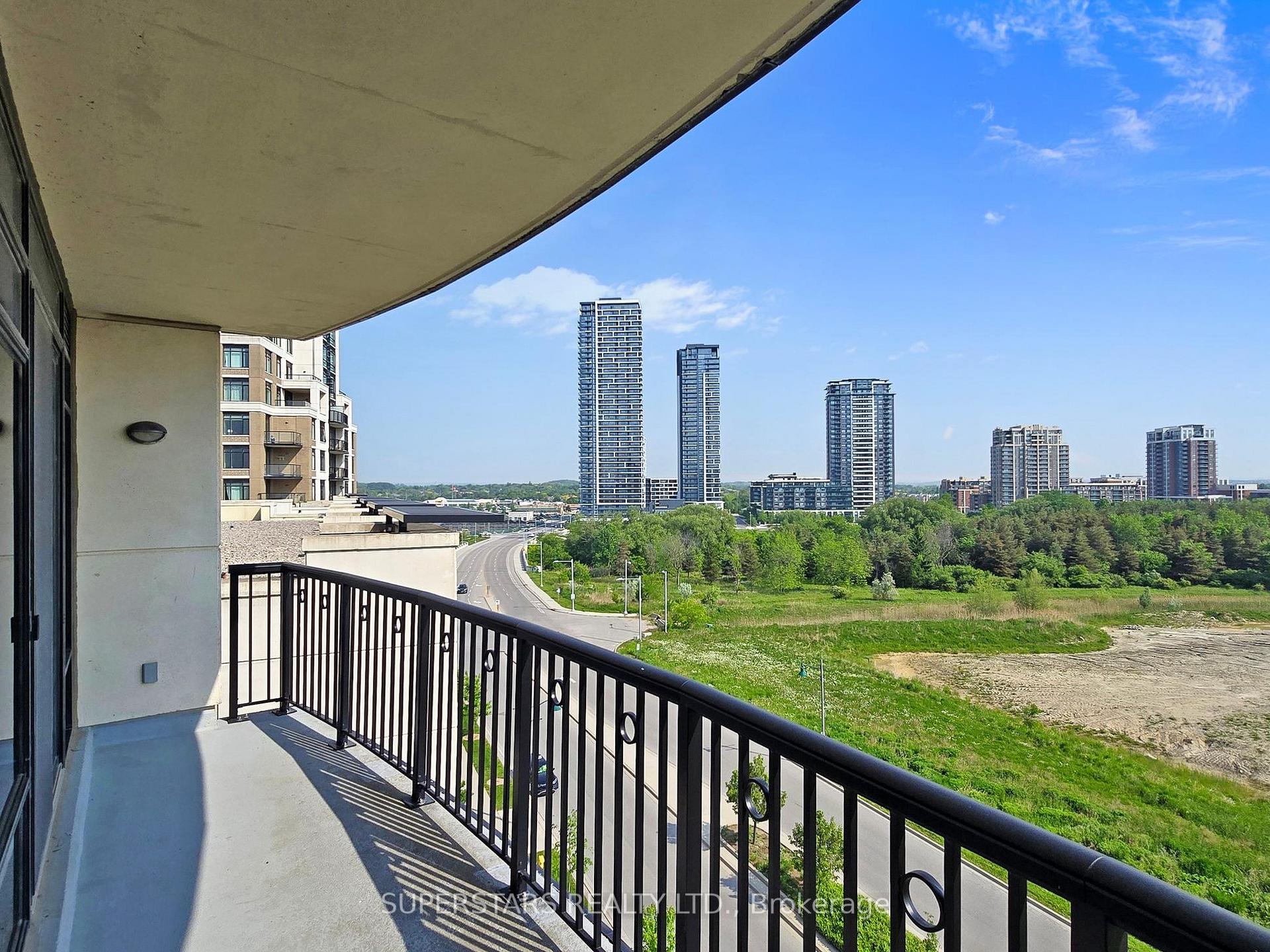 Photo 4 of Unit 703, 131 Upper Duke Crescent, Markham, Unionville — HOMEH