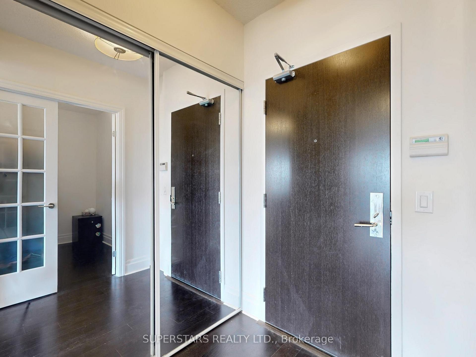 Photo 6 of Unit 703, 131 Upper Duke Crescent, Markham, Unionville — HOMEH