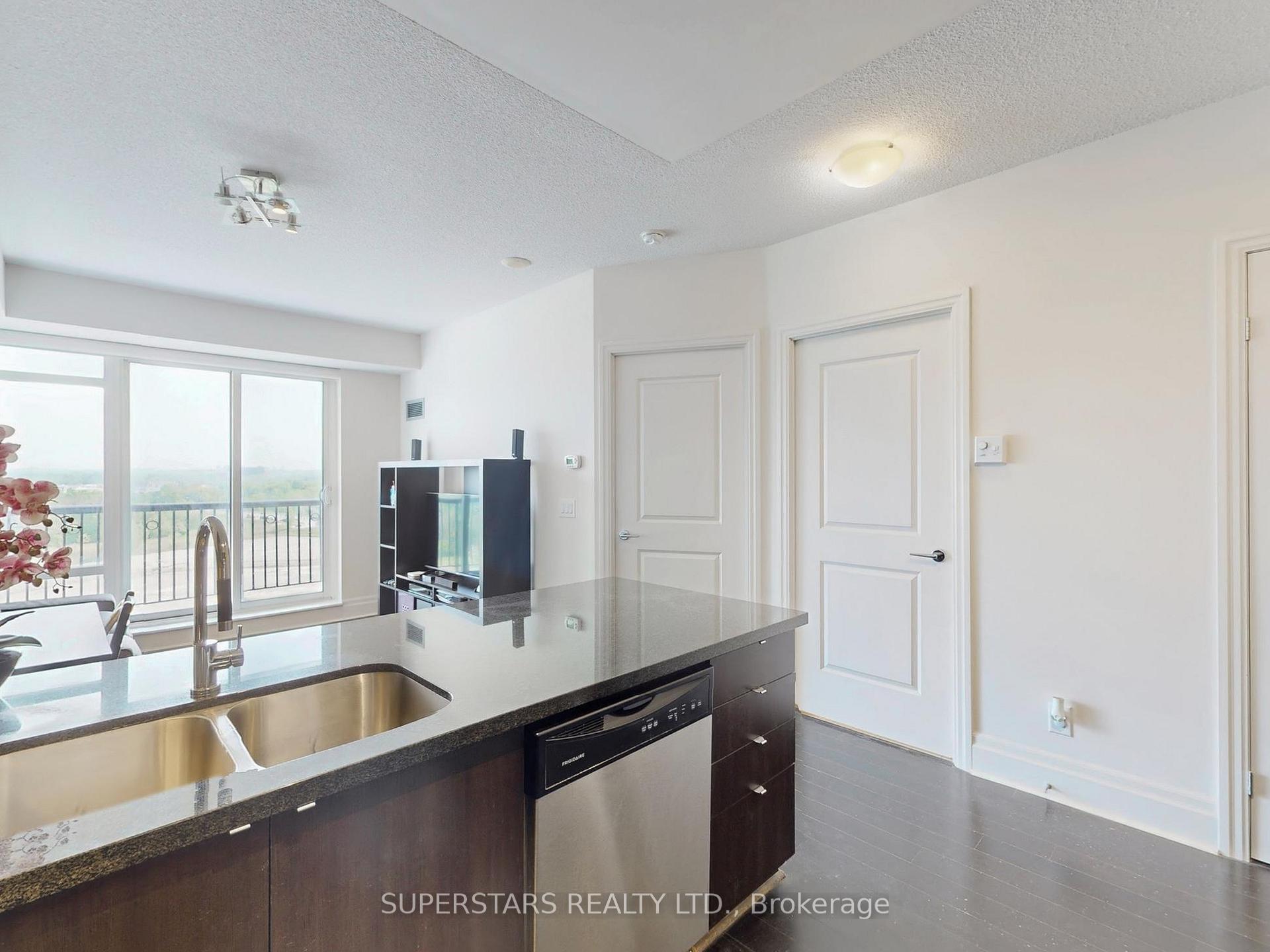 Photo 10 of Unit 703, 131 Upper Duke Crescent, Markham, Unionville — HOMEH