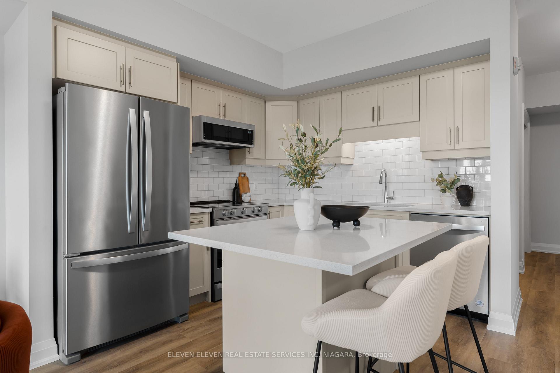 Photo 2 of Unit 406, 118 Summersides Boulevard, Pelham, Fonthill — HOMEH