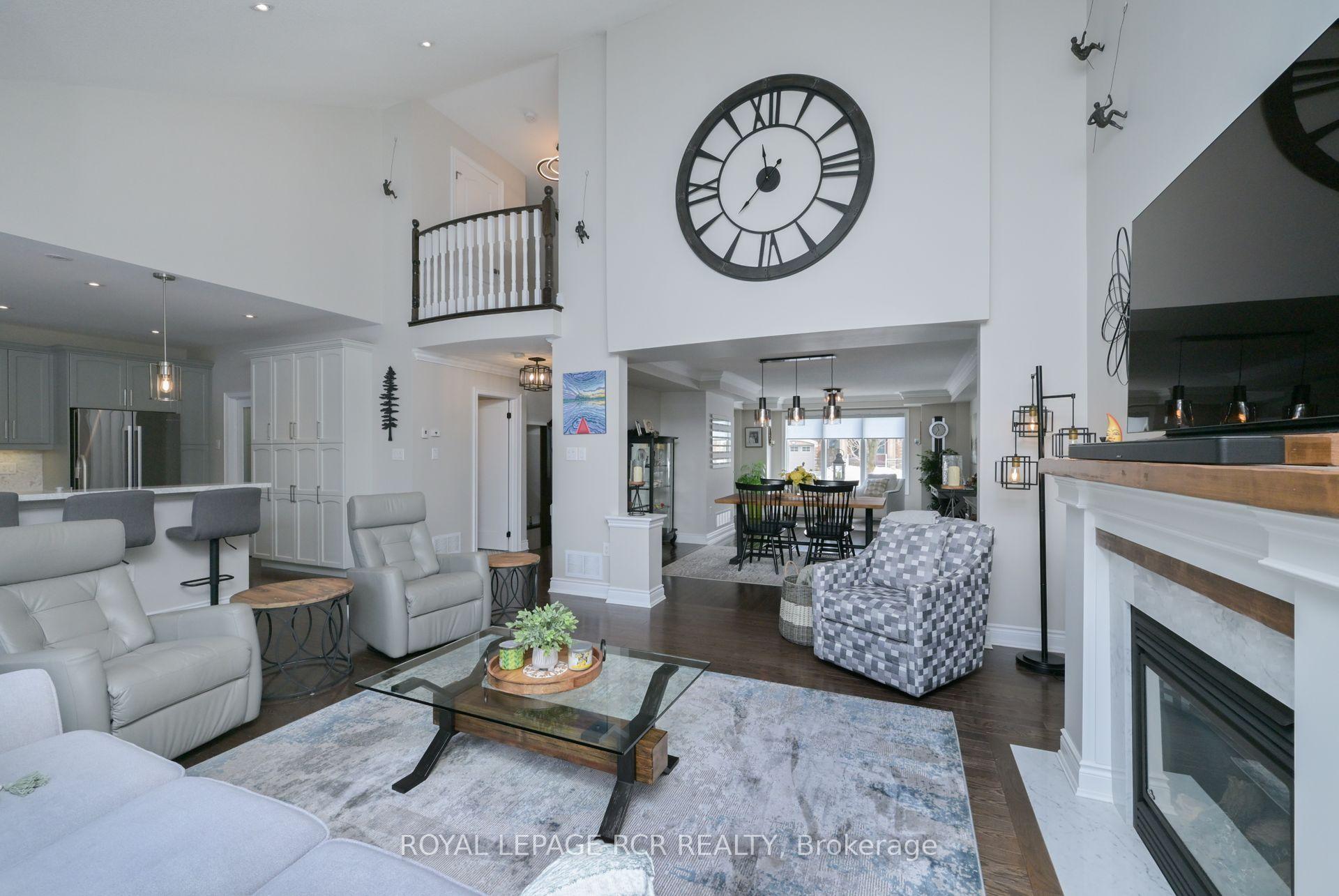 Photo 14 of 2 Tuscany Grande, New Tecumseth, Alliston — HOMEH