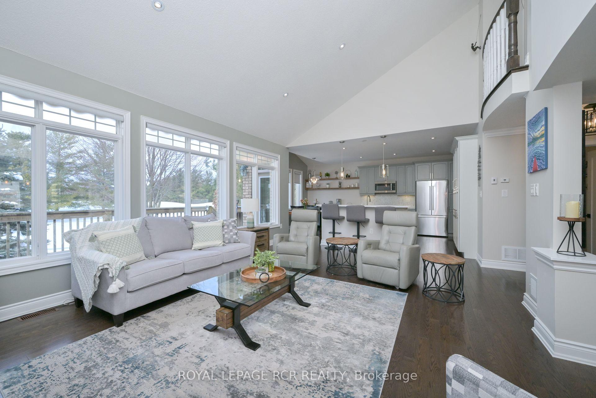 Photo 15 of 2 Tuscany Grande, New Tecumseth, Alliston — HOMEH
