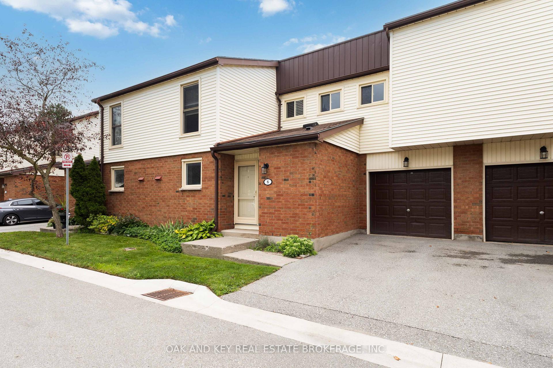 Front of Unit 8, 770 Fanshawe Park Road