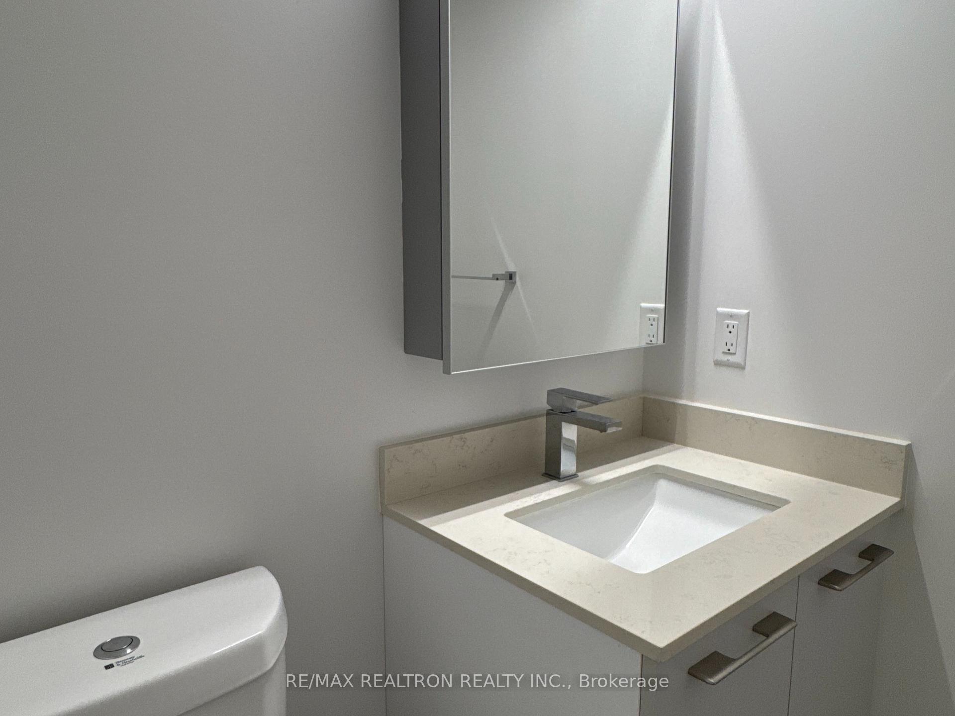 Photo 8 of Unit 1911, 38 Water Walk Drive E, Markham, Unionville — HOMEH