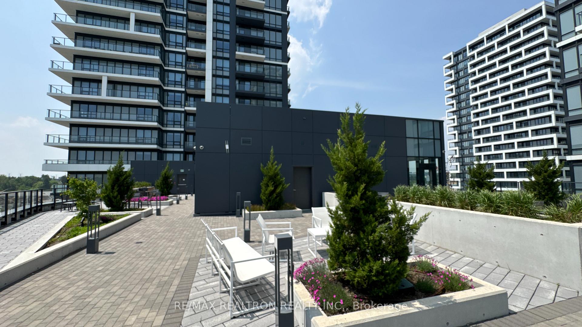 Photo 23 of Unit 1911, 38 Water Walk Drive E, Markham, Unionville — HOMEH