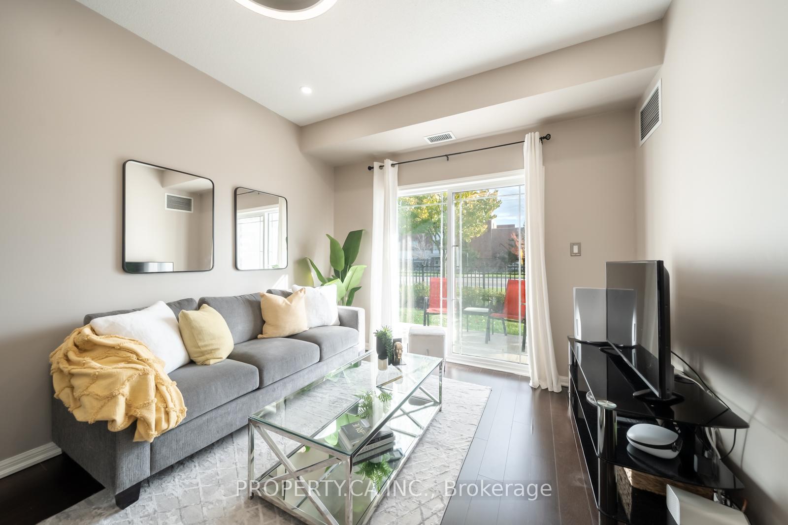 Photo 4 of Unit L03, 1 Sidney Lane, Clarington, Bowmanville — HOMEH
