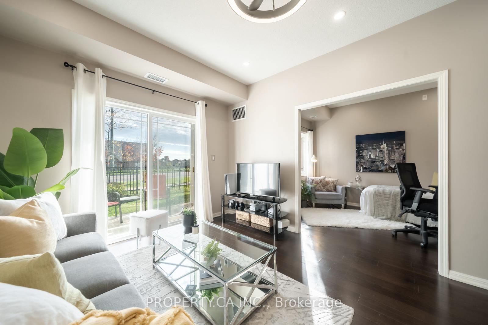 Photo 6 of Unit L03, 1 Sidney Lane, Clarington, Bowmanville — HOMEH