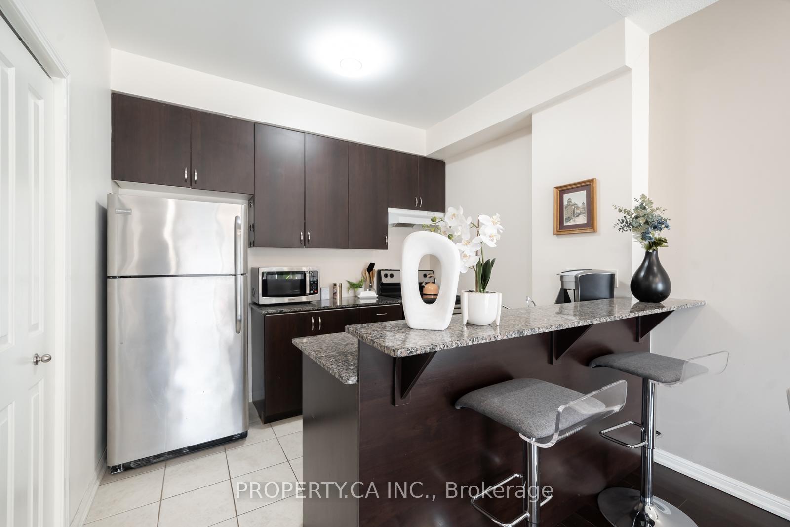 Photo 11 of Unit L03, 1 Sidney Lane, Clarington, Bowmanville — HOMEH