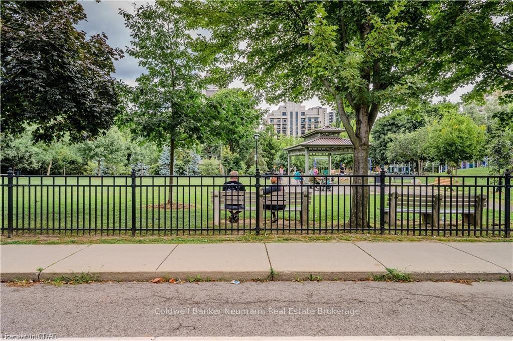 Photo 17 of Unit 402, 69 Herkimer Street, Hamilton, Durand — HOMEH