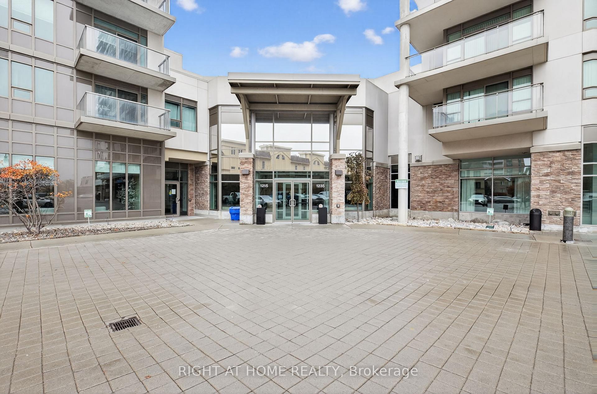 Photo 3 of Unit 416, 1235 Bayly Street, Pickering, Bay Ridges — HOMEH