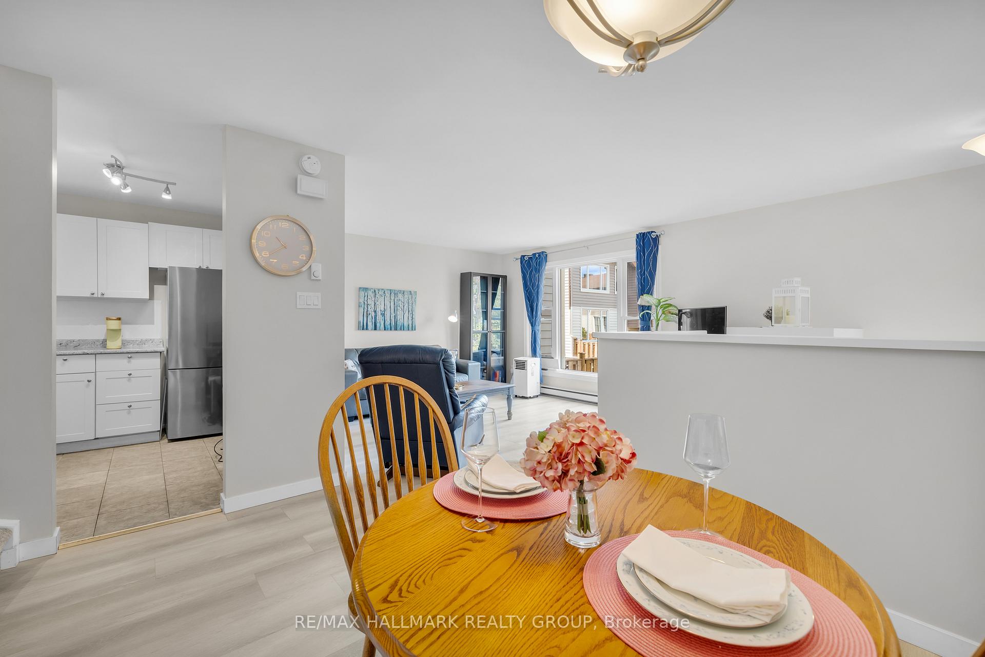 Photo 17 of Unit C, 19 Banner Road, Ottawa, Sheahan Estates/Trend Village — HOMEH
