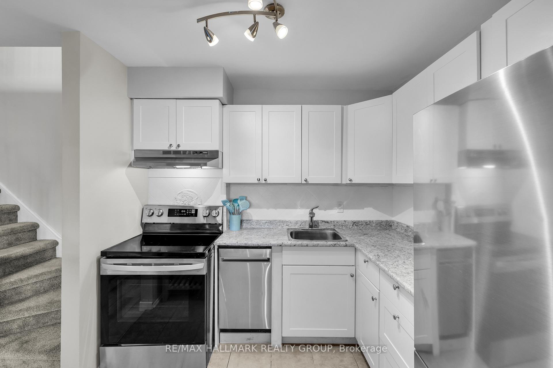 Photo 22 of Unit C, 19 Banner Road, Ottawa, Sheahan Estates/Trend Village — HOMEH