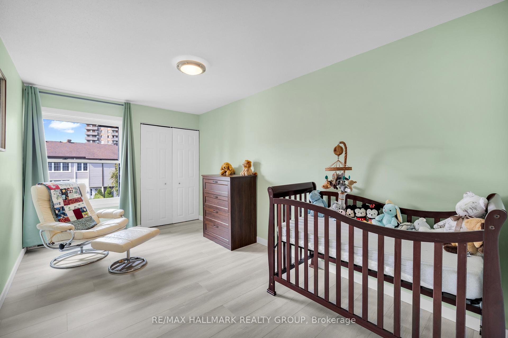 Photo 30 of Unit C, 19 Banner Road, Ottawa, Sheahan Estates/Trend Village — HOMEH