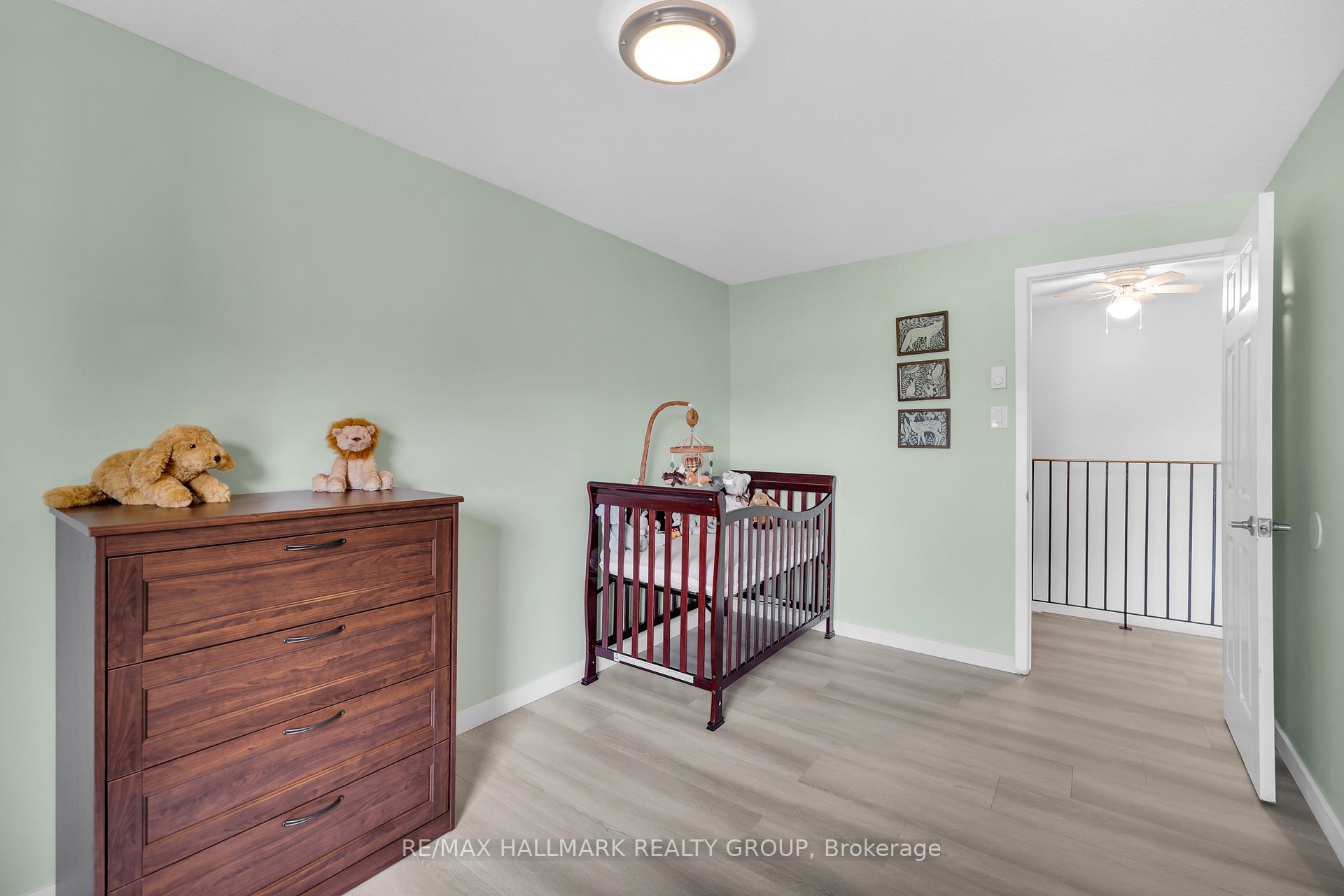 Photo 31 of Unit C, 19 Banner Road, Ottawa, Sheahan Estates/Trend Village — HOMEH