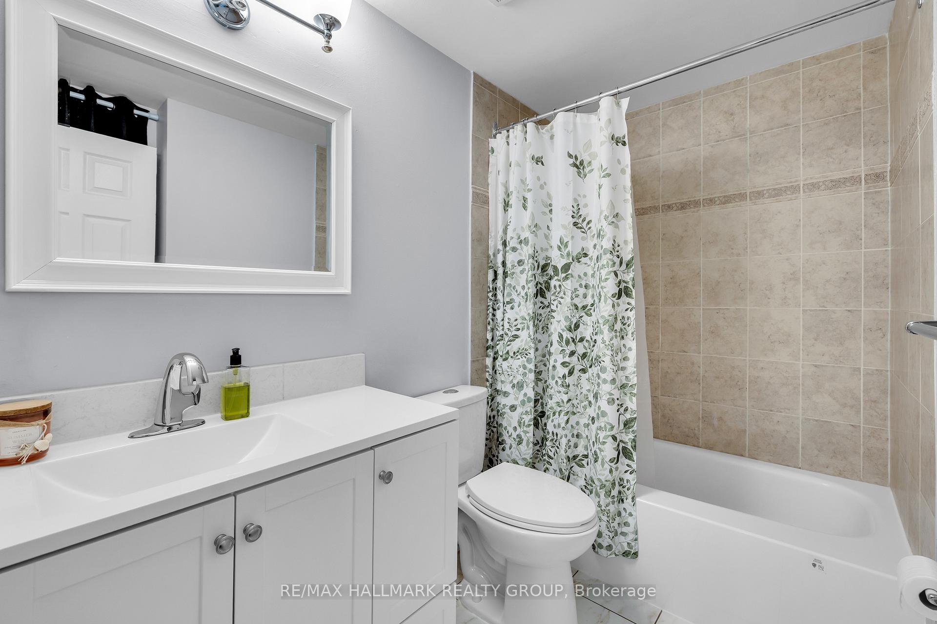 Photo 32 of Unit C, 19 Banner Road, Ottawa, Sheahan Estates/Trend Village — HOMEH