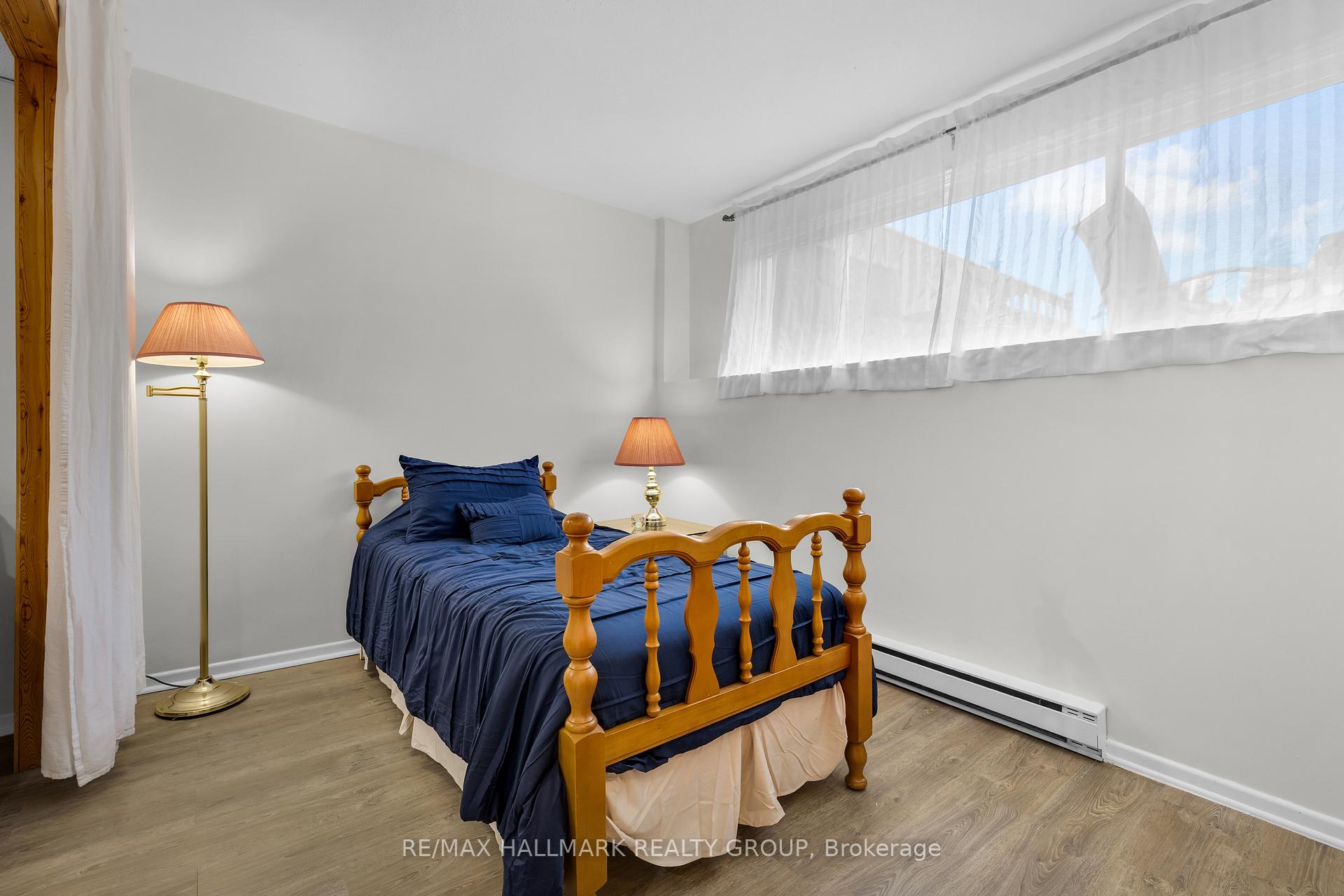 Photo 40 of Unit C, 19 Banner Road, Ottawa, Sheahan Estates/Trend Village — HOMEH