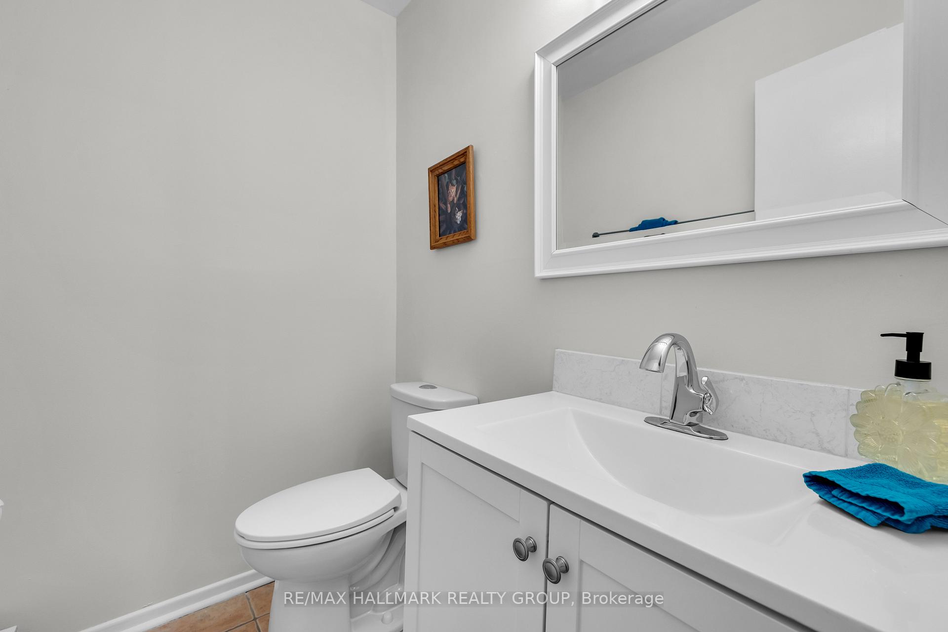 Photo 42 of Unit C, 19 Banner Road, Ottawa, Sheahan Estates/Trend Village — HOMEH