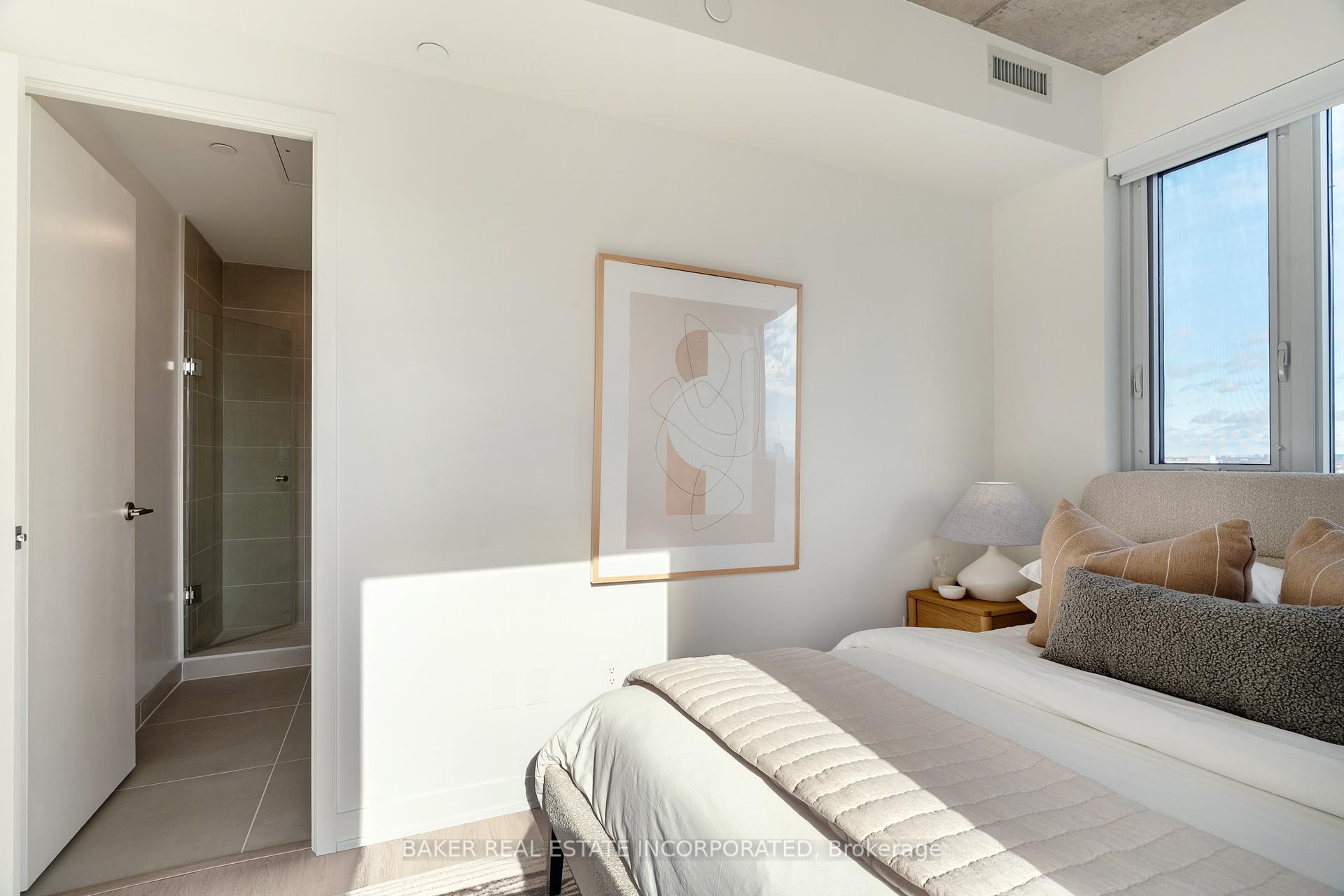 Photo 8 of Unit 3102, 65 Mutual Street, Toronto, Church-Yonge Corridor — HOMEH