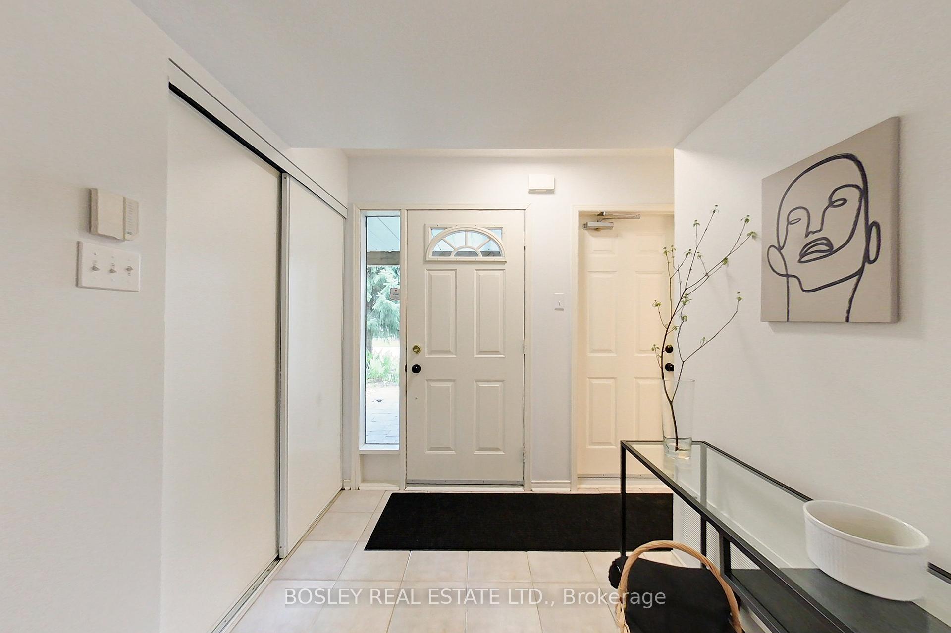 Photo 3 of 21 Barker Boulevard, Collingwood — HOMEH