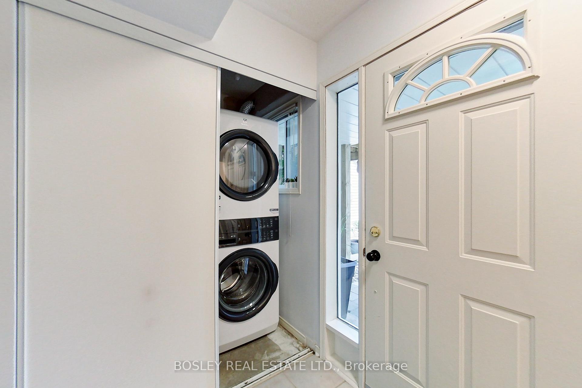 Photo 14 of 21 Barker Boulevard, Collingwood — HOMEH