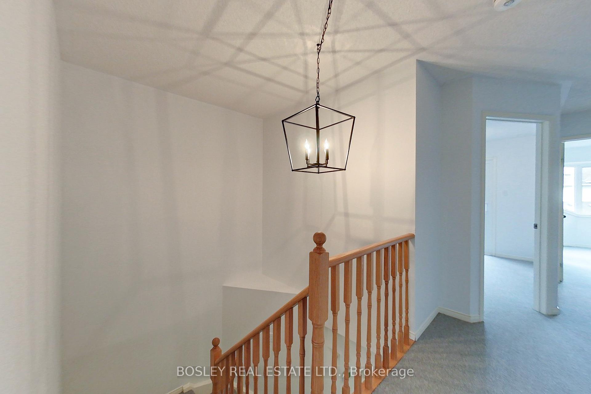 Photo 16 of 21 Barker Boulevard, Collingwood — HOMEH