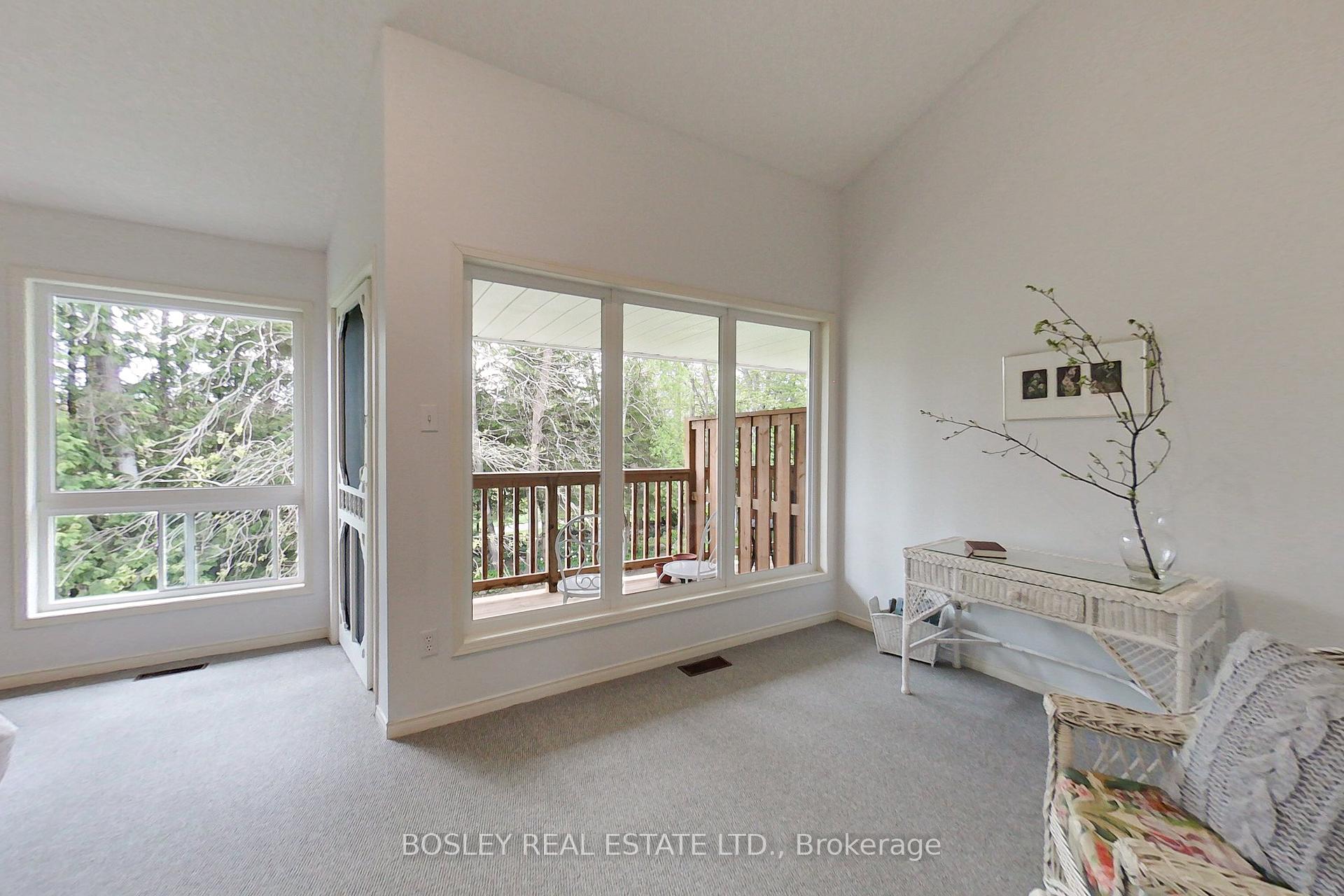 Photo 19 of 21 Barker Boulevard, Collingwood — HOMEH