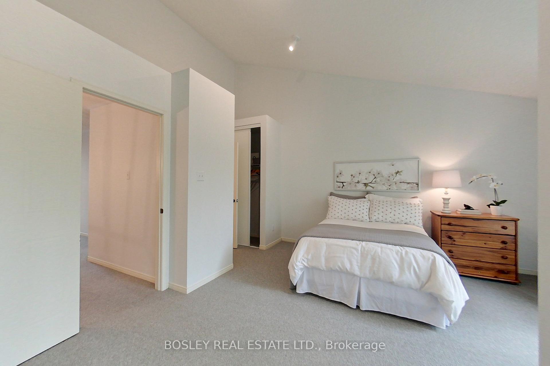 Photo 24 of 21 Barker Boulevard, Collingwood — HOMEH