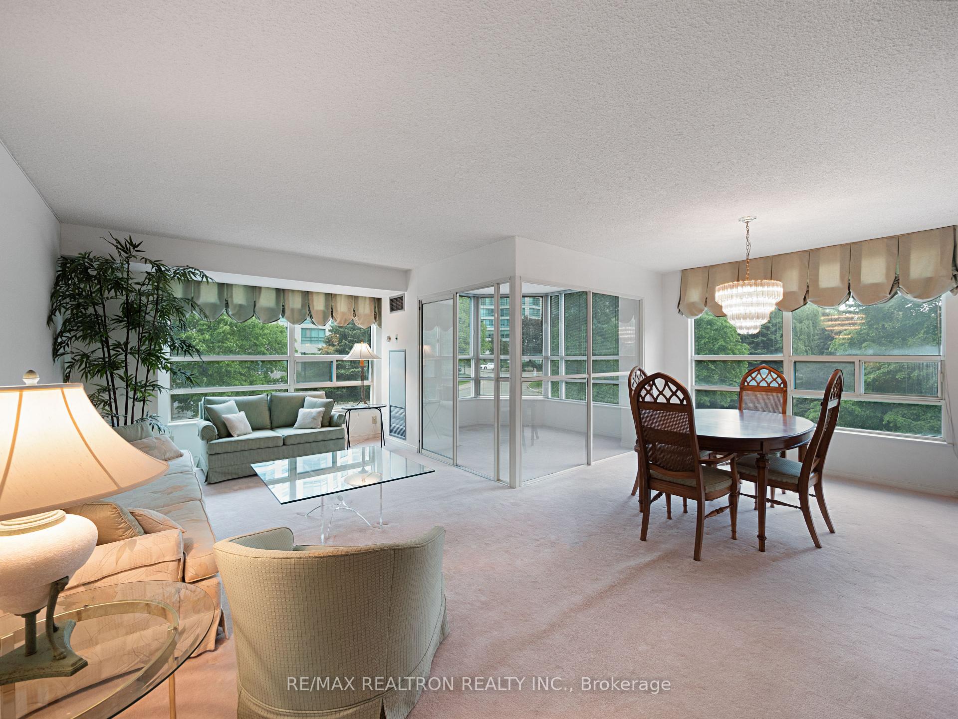Photo 7 of Unit 204, 7805 Bayview Avenue, Markham, Aileen-Willowbrook — HOMEH