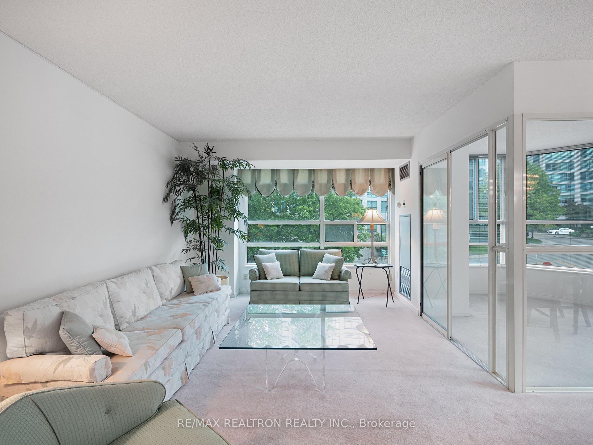 Photo 10 of Unit 204, 7805 Bayview Avenue, Markham, Aileen-Willowbrook — HOMEH