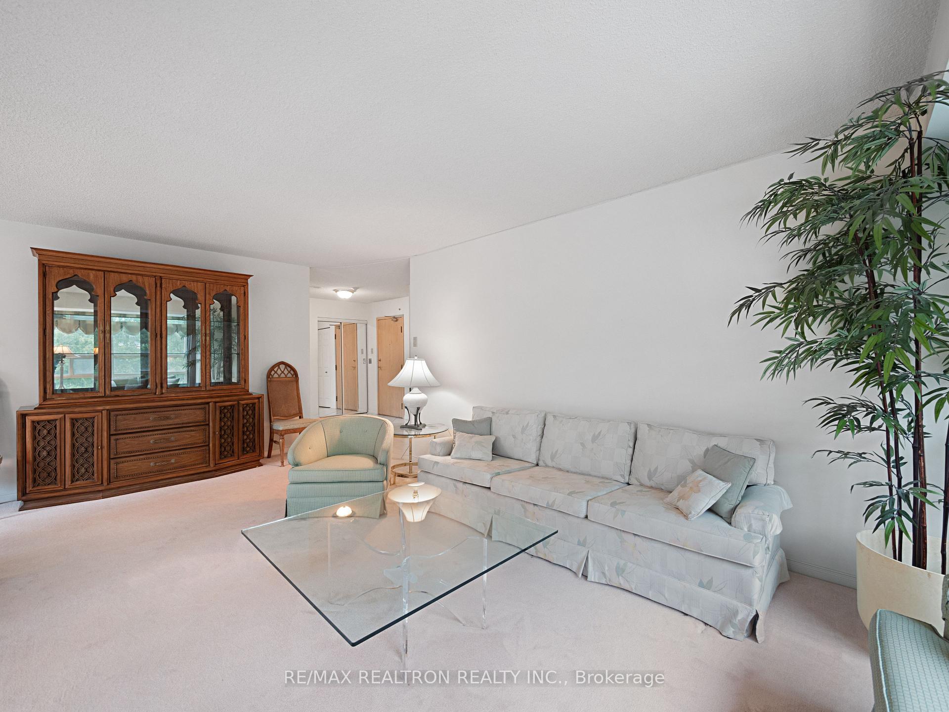 Photo 12 of Unit 204, 7805 Bayview Avenue, Markham, Aileen-Willowbrook — HOMEH