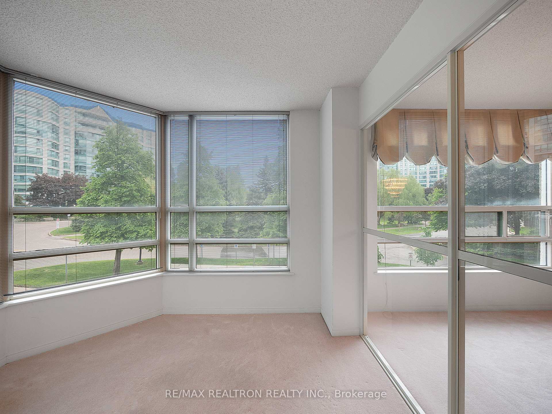 Photo 15 of Unit 204, 7805 Bayview Avenue, Markham, Aileen-Willowbrook — HOMEH
