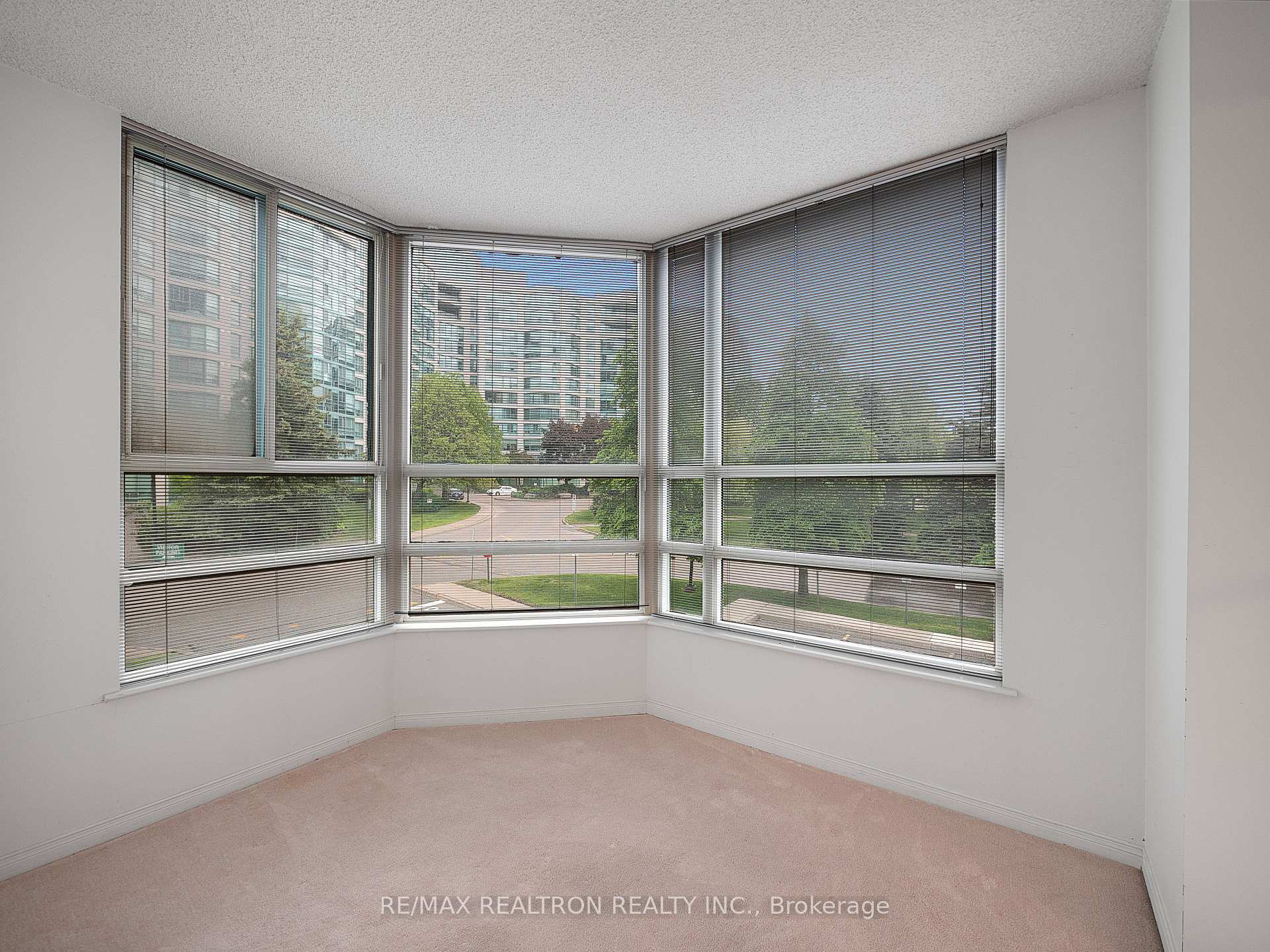 Photo 16 of Unit 204, 7805 Bayview Avenue, Markham, Aileen-Willowbrook — HOMEH