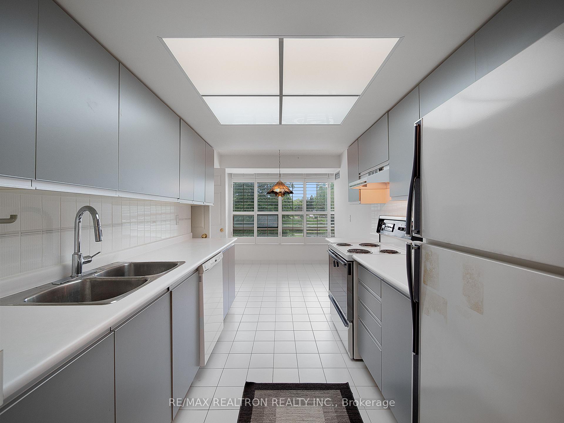 Photo 18 of Unit 204, 7805 Bayview Avenue, Markham, Aileen-Willowbrook — HOMEH