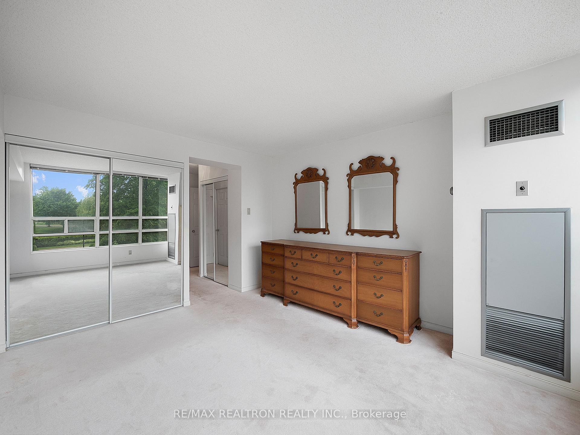 Photo 23 of Unit 204, 7805 Bayview Avenue, Markham, Aileen-Willowbrook — HOMEH