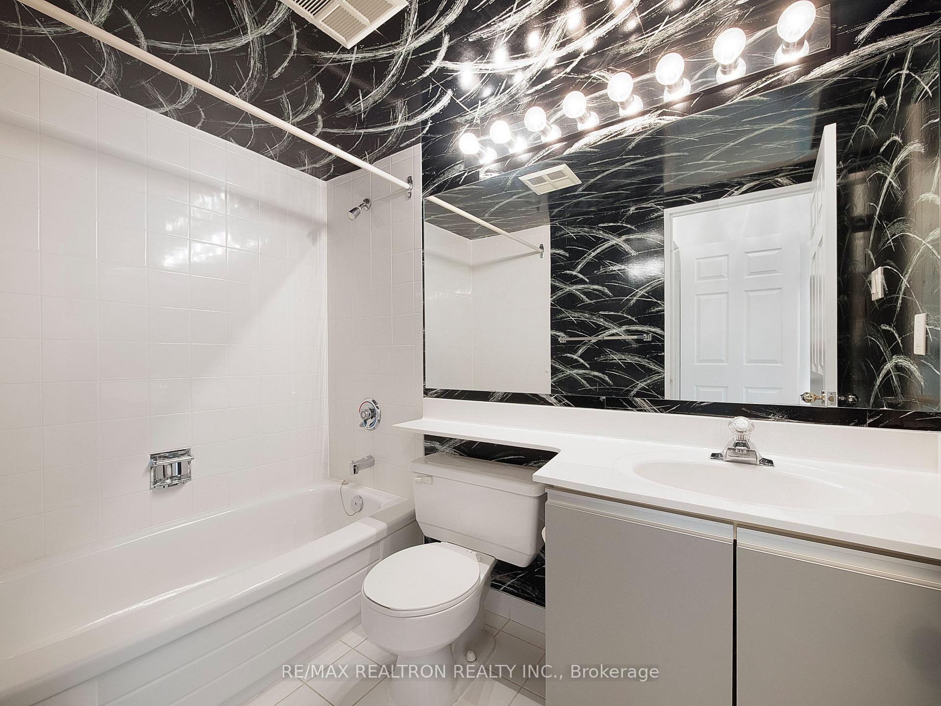 Photo 25 of Unit 204, 7805 Bayview Avenue, Markham, Aileen-Willowbrook — HOMEH