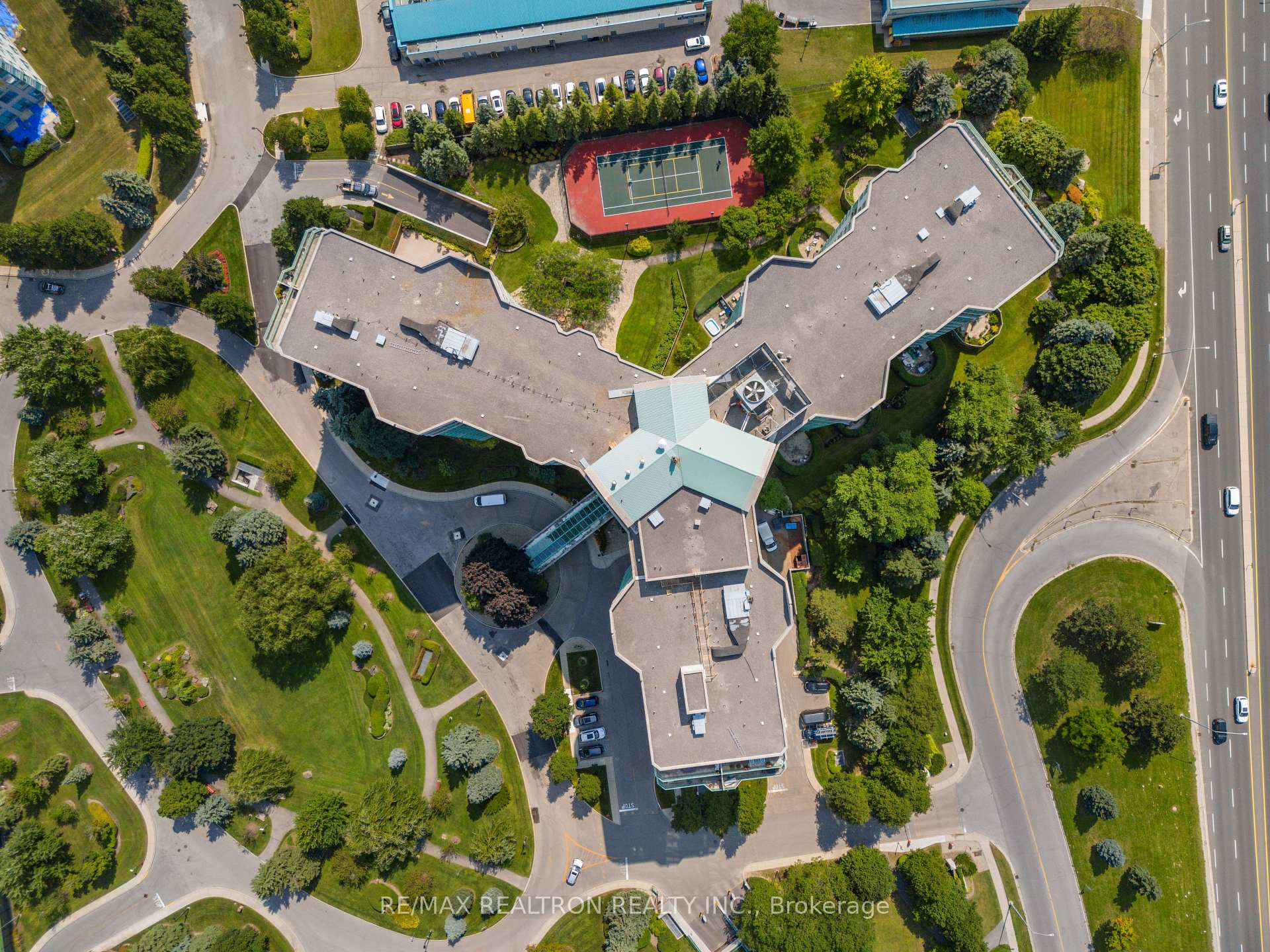 Photo 32 of Unit 204, 7805 Bayview Avenue, Markham, Aileen-Willowbrook — HOMEH